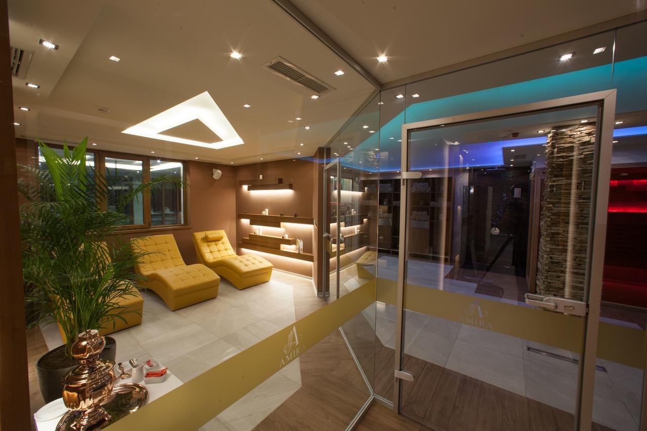 Amira Boutique Hotel Bansko Exterior photo The interior of a modern day onsen
