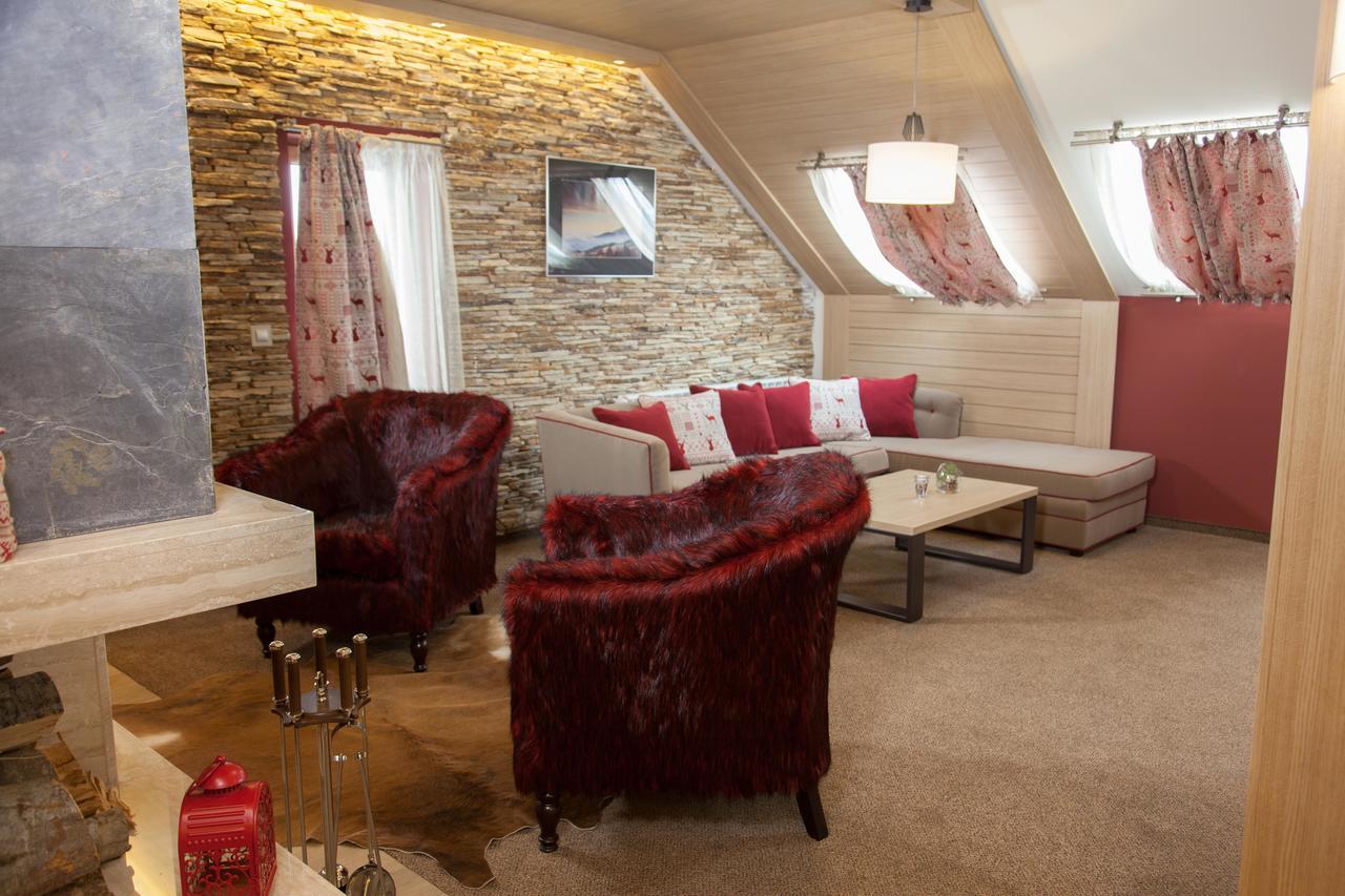 Amira Boutique Hotel Bansko Exterior photo A modern attic apartment