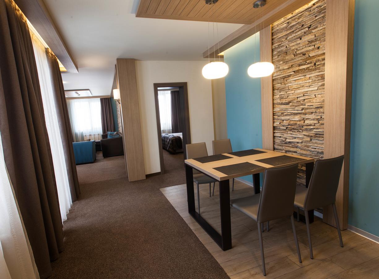 Amira Boutique Hotel Bansko Exterior photo A suite at the hotel